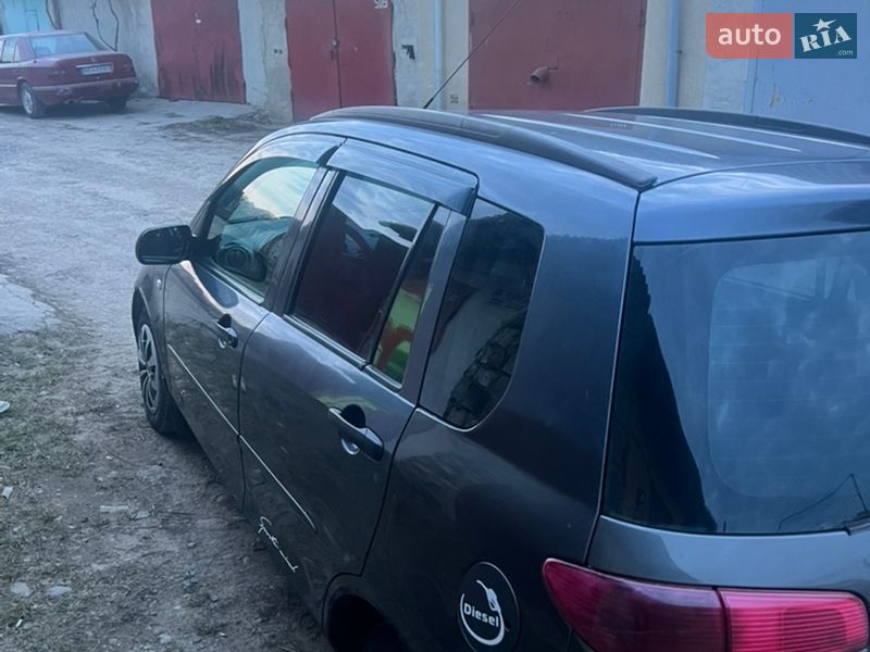 Хэтчбек Mazda 2 2004 в Ивано-Франковске