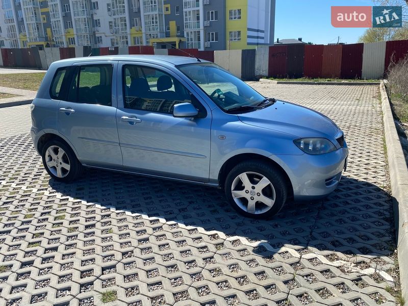 Хэтчбек Mazda 2 2007 в Полтаве