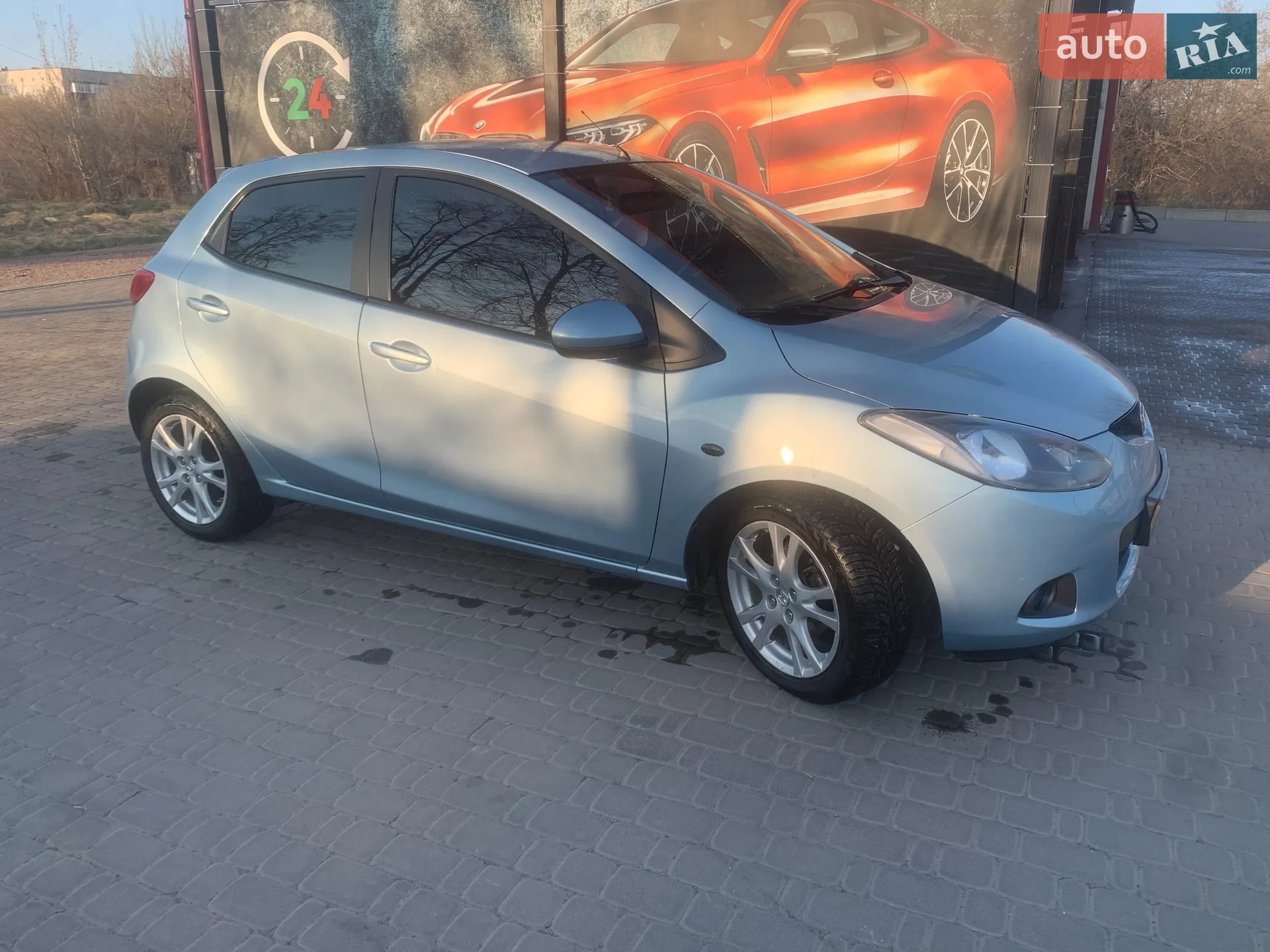 2010 Mazda 2 - мініатюра 2