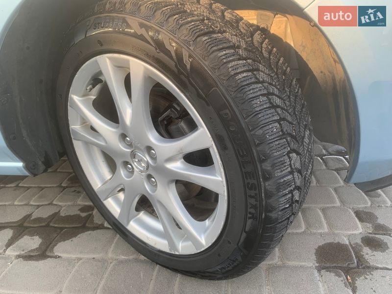 Хэтчбек Mazda 2 2010 в Коростене