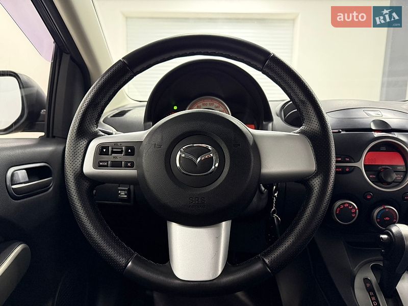 Хетчбек Mazda 2 2009 в Одесі