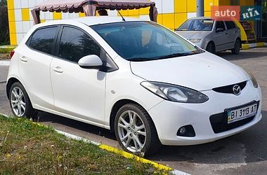 Хэтчбек Mazda 2 2008 в Полтаве