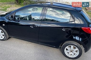 Хэтчбек Mazda 2 2008 в Днепре