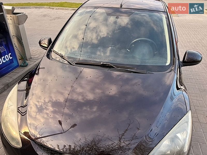 Хэтчбек Mazda 2 2008 в Днепре