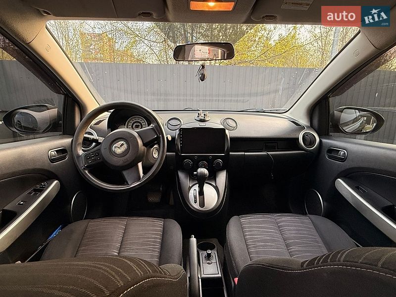 Хэтчбек Mazda 2 2008 в Днепре