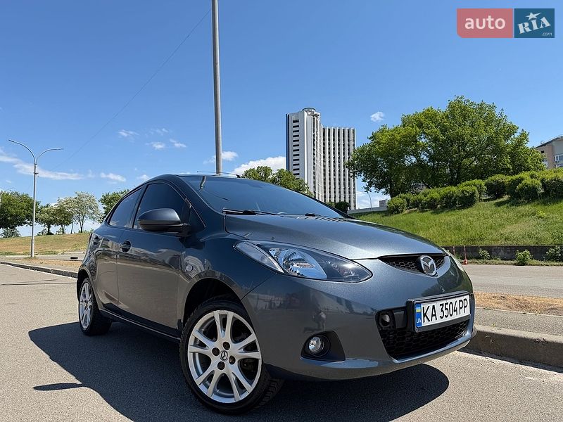Хетчбек Mazda 2 2008 в Києві