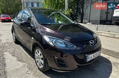Хетчбек Mazda 2 2014 в Києві фото 2 Хетчбек Mazda 2 2014 в Києві