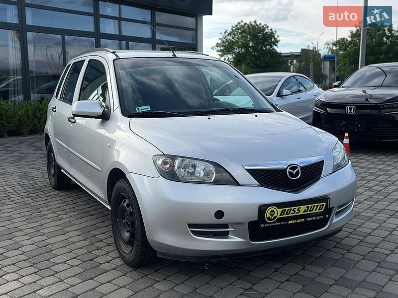 Хэтчбек Mazda 2 2004 в Мукачево