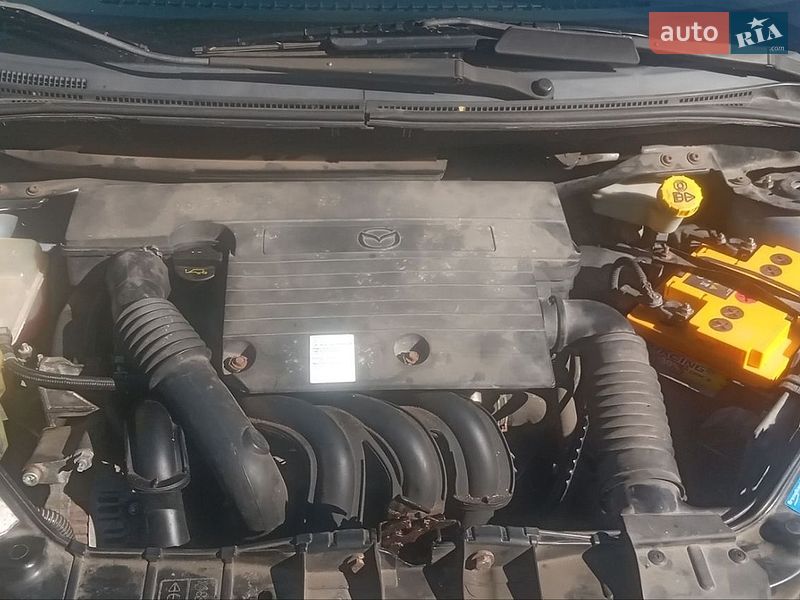 Хетчбек Mazda 2 2005 в Кіцмані