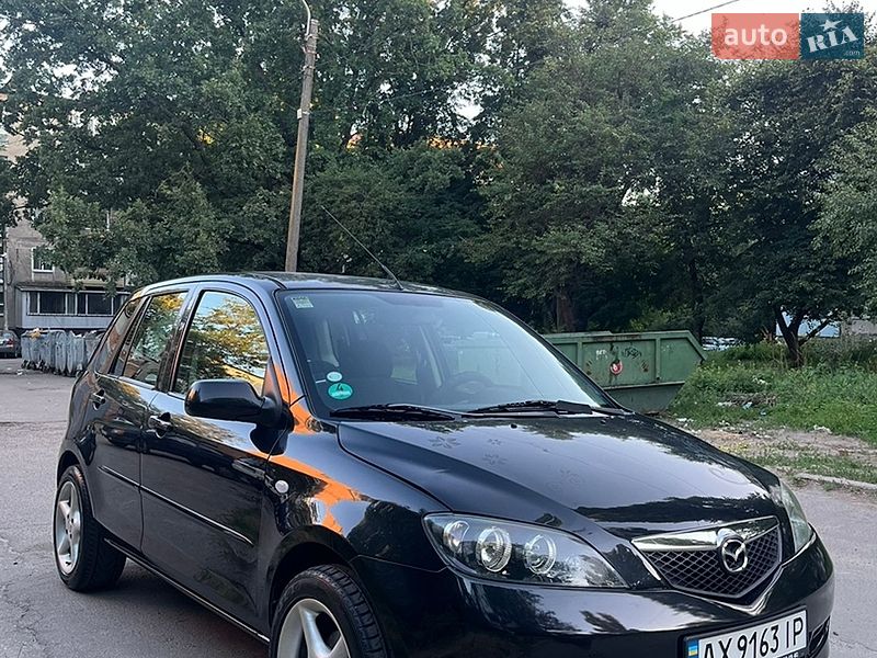 Mazda 2 2006