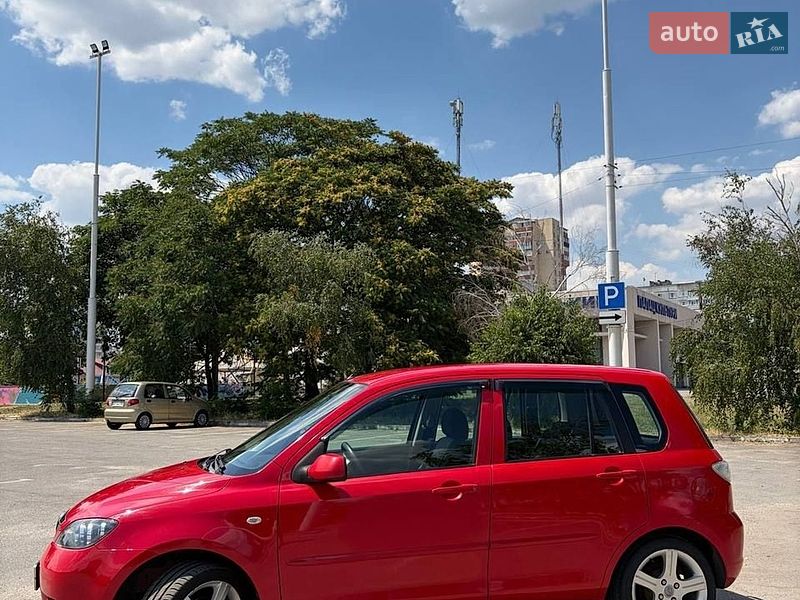 Хэтчбек Mazda 2 2006 в Запорожье