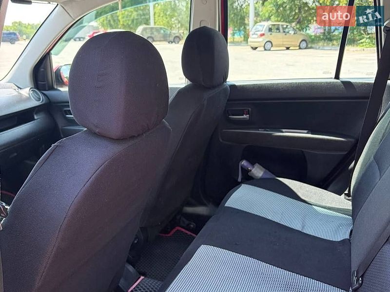 Хэтчбек Mazda 2 2006 в Запорожье