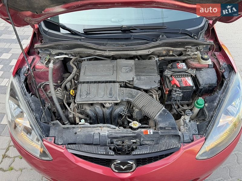 Хэтчбек Mazda 2 2009 в Хмельницком