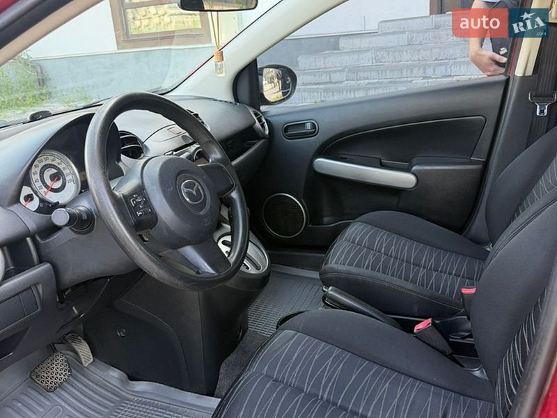 Хэтчбек Mazda 2 2009 в Хмельницком