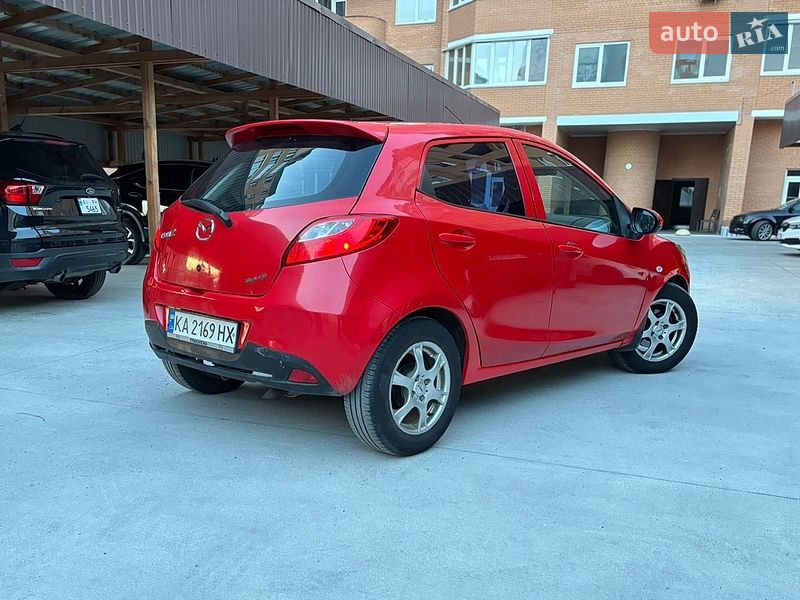 Хэтчбек Mazda 2 2008 в Белой Церкви