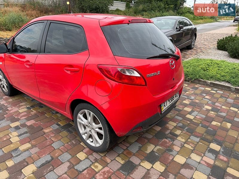 Хэтчбек Mazda 2 2008 в Запорожье