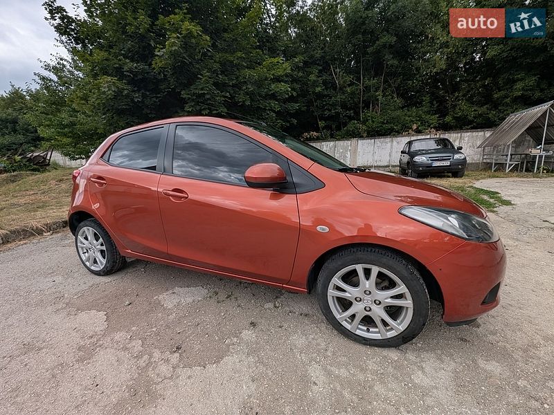 Хэтчбек Mazda 2 2008 в Тернополе