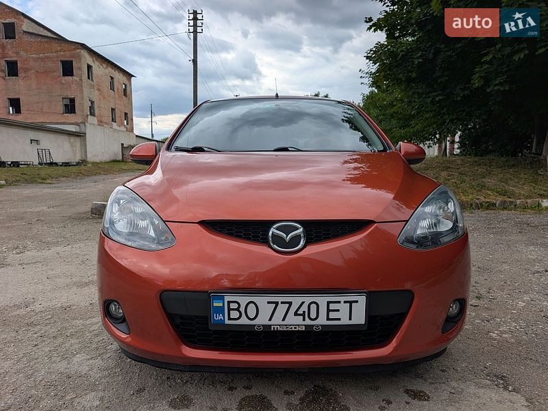 Хэтчбек Mazda 2 2008 в Тернополе