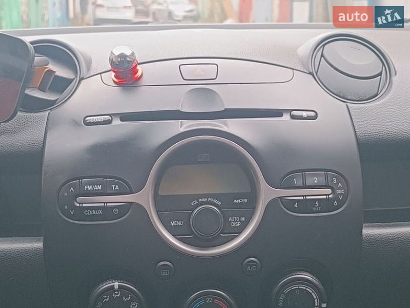 Хэтчбек Mazda 2 2008 в Киеве