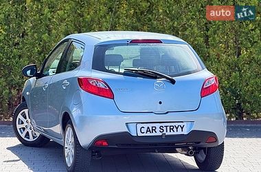 Хэтчбек Mazda 2 2012 в Стрые