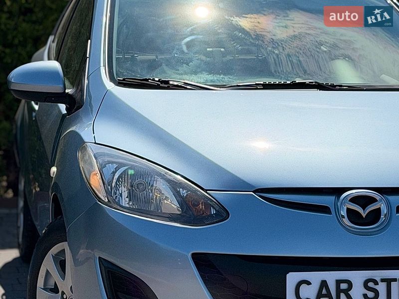 Хэтчбек Mazda 2 2012 в Стрые