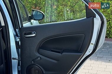 Хэтчбек Mazda 2 2012 в Стрые