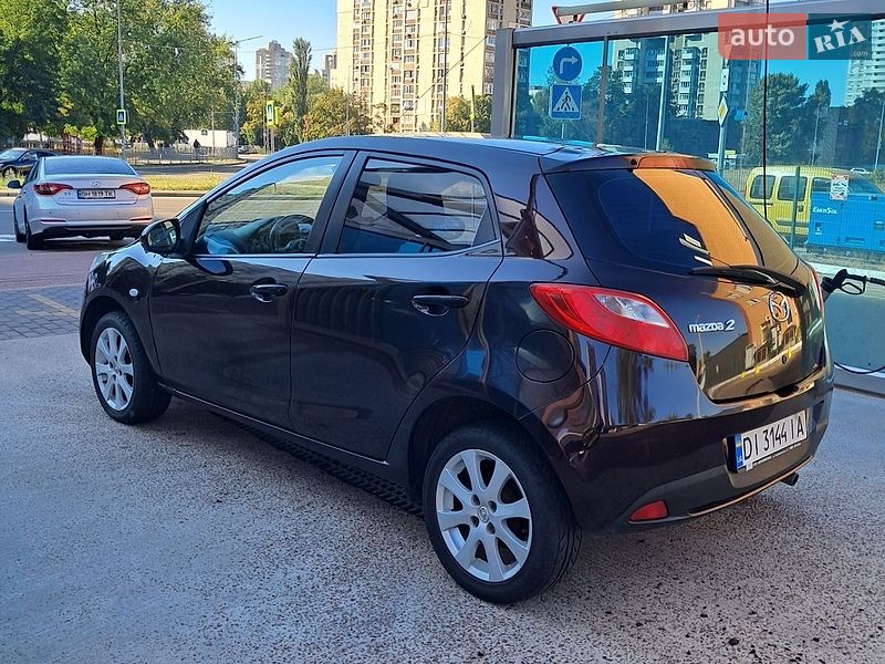 Хетчбек Mazda 2 2008 в Києві