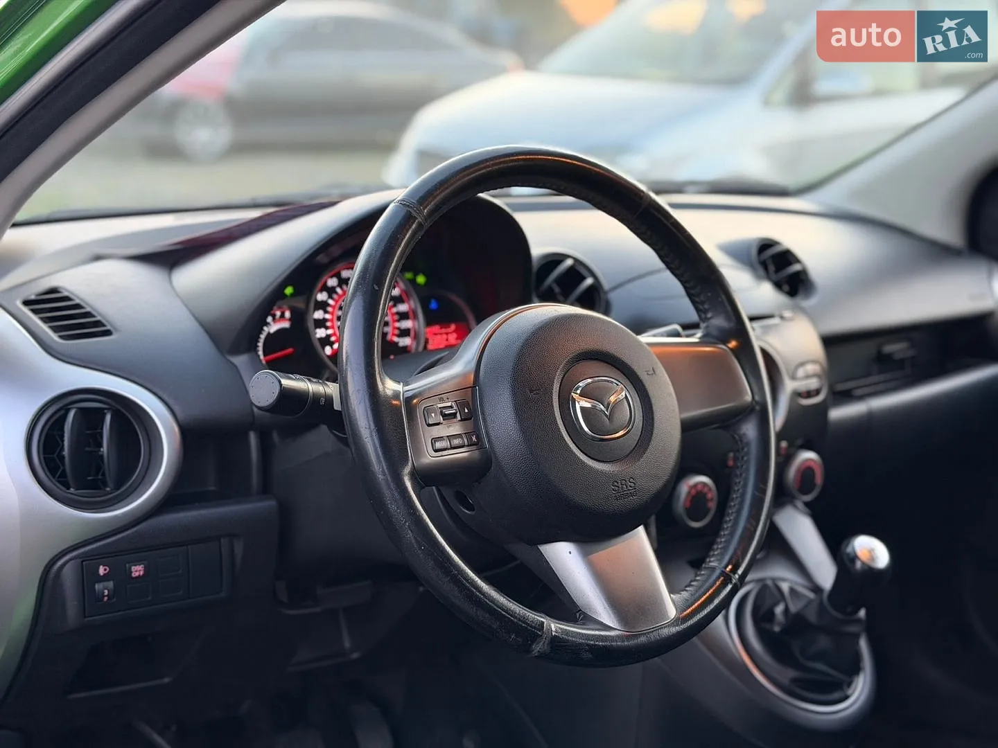 2010 Mazda 2 - мініатюра 16
