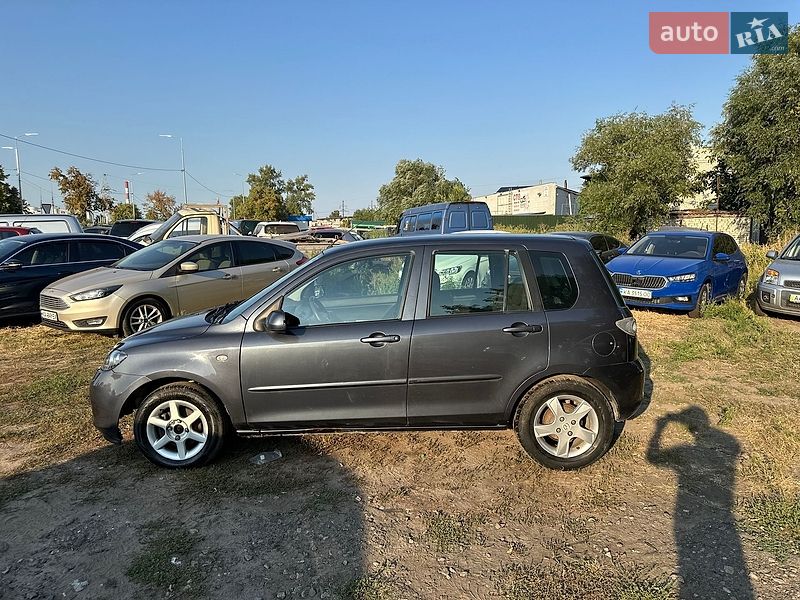 Хэтчбек Mazda 2 2006 в Киеве