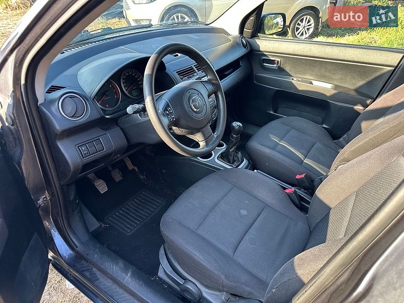 Хэтчбек Mazda 2 2006 в Киеве