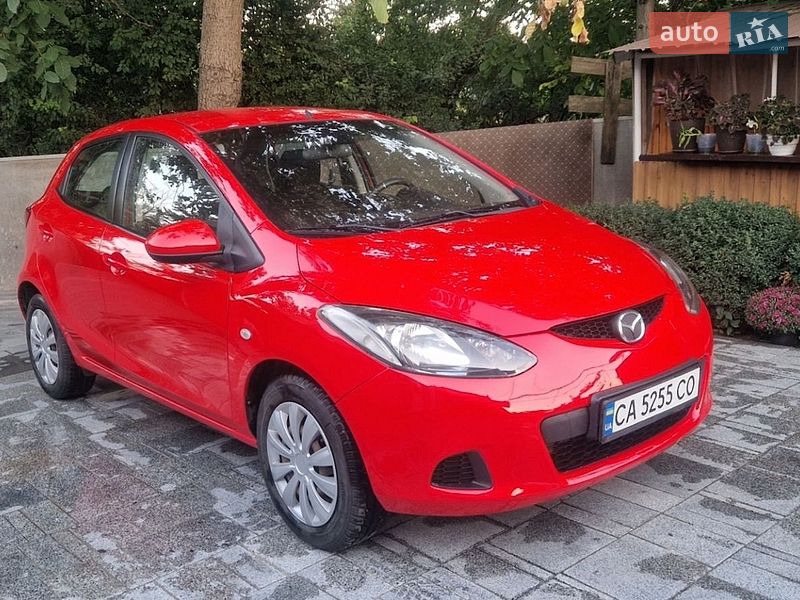 Хетчбек Mazda 2 2009 в Звенигородці