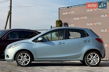 Хэтчбек Mazda 2 2009 в Виннице