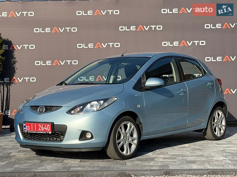 Хэтчбек Mazda 2 2009 в Виннице