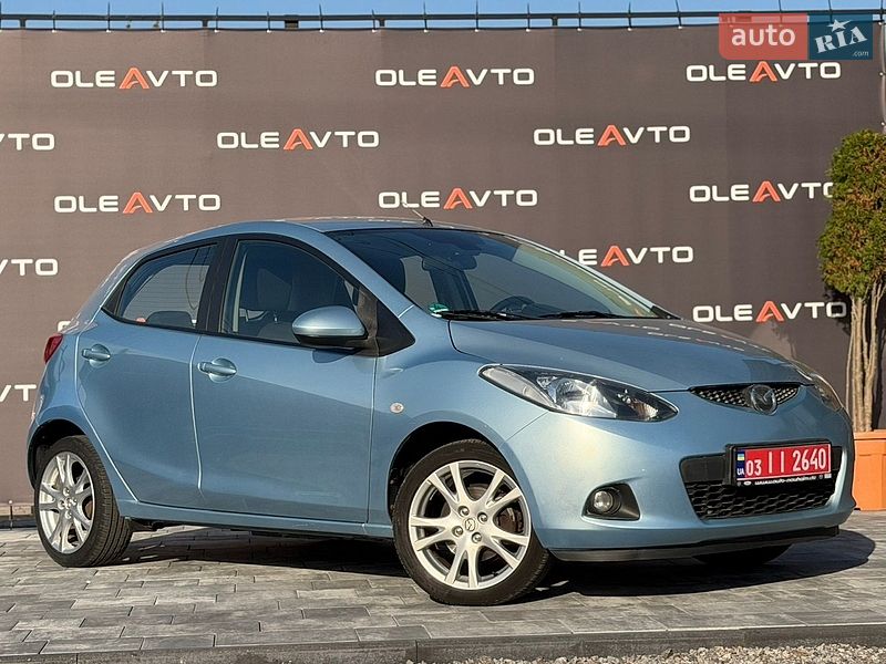 Хэтчбек Mazda 2 2009 в Виннице