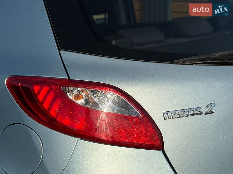 Хэтчбек Mazda 2 2009 в Виннице