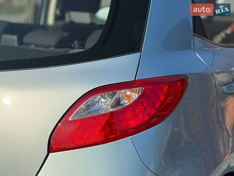 Хетчбек Mazda 2 2009 в Вінниці