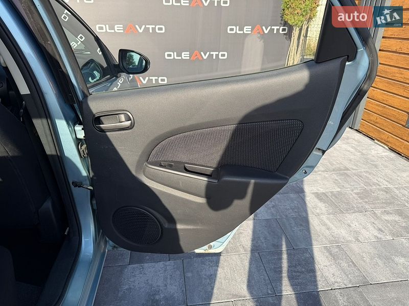 Хэтчбек Mazda 2 2009 в Виннице