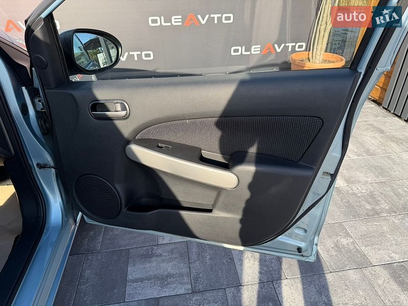 Хэтчбек Mazda 2 2009 в Виннице