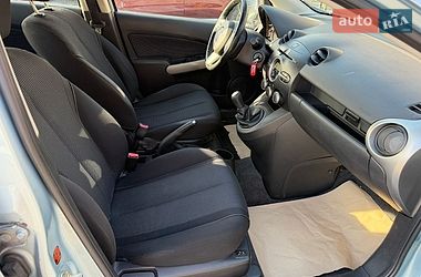 Хэтчбек Mazda 2 2009 в Виннице