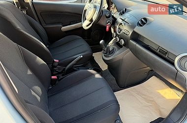 Хэтчбек Mazda 2 2009 в Виннице