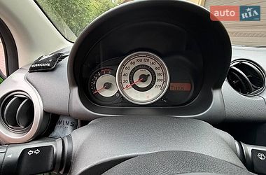 Хэтчбек Mazda 2 2008 в Черкассах