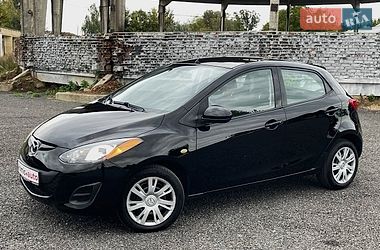 Хэтчбек Mazda 2 2013 в Виннице