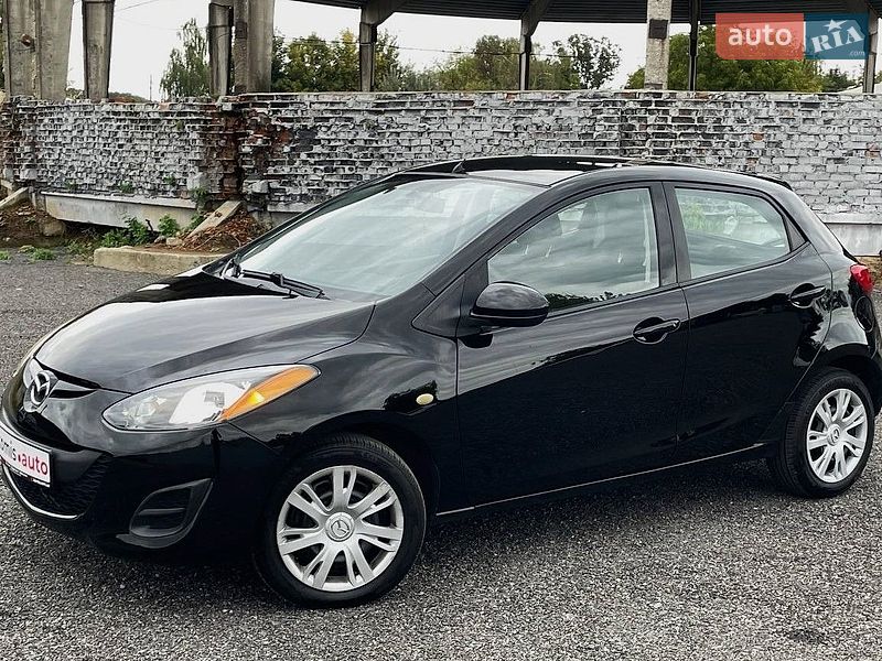 Хэтчбек Mazda 2 2013 в Виннице