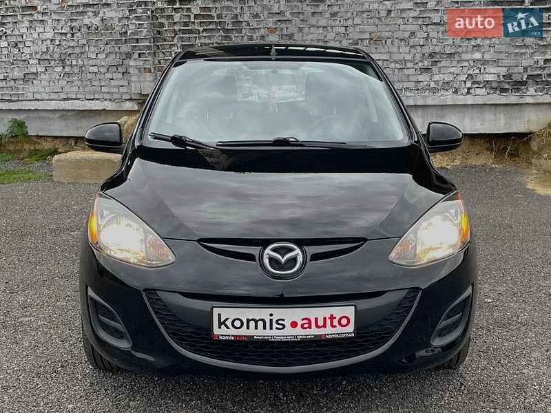 Хэтчбек Mazda 2 2013 в Виннице