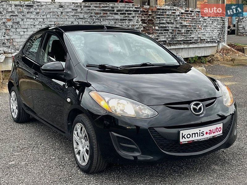 Хэтчбек Mazda 2 2013 в Виннице