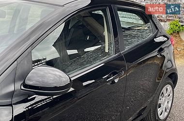 Хэтчбек Mazda 2 2013 в Виннице