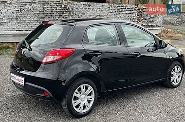 Хэтчбек Mazda 2 2013 в Виннице