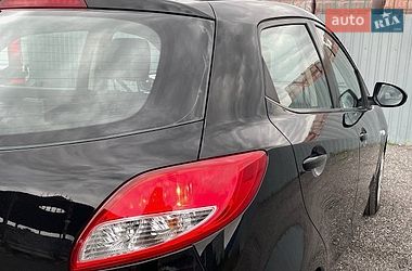 Хэтчбек Mazda 2 2013 в Виннице