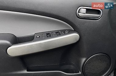 Хэтчбек Mazda 2 2013 в Виннице