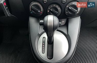 Хэтчбек Mazda 2 2013 в Виннице